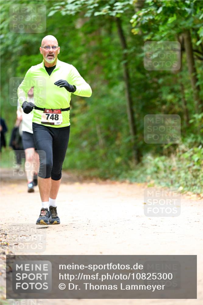 11.10.2026 - Bramfelder Halbmarathon 2026 Dr. Thomas Lammeyer http://msf.ph/oto/10825300 11.10.2026 10:48:58 Laufen 748, 257 meine-sportfotos.de