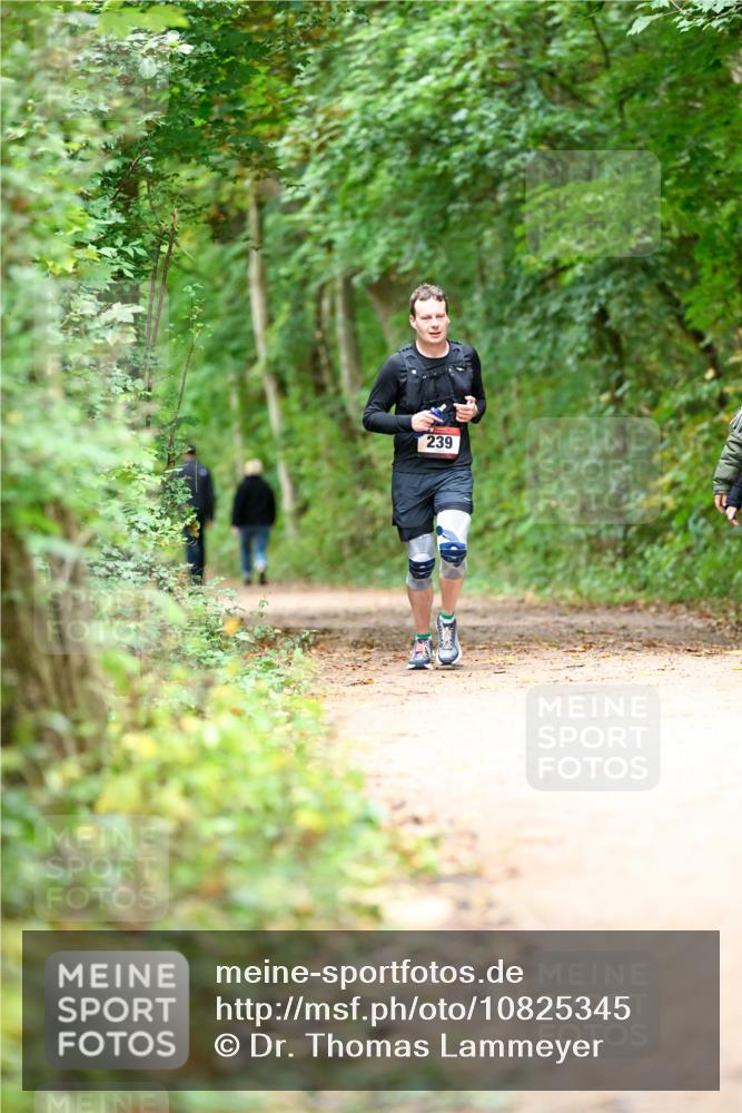 11.10.2026 - Bramfelder Halbmarathon 2026 Dr. Thomas Lammeyer http://msf.ph/oto/10825345 11.10.2026 10:49:16 Laufen 239 meine-sportfotos.de