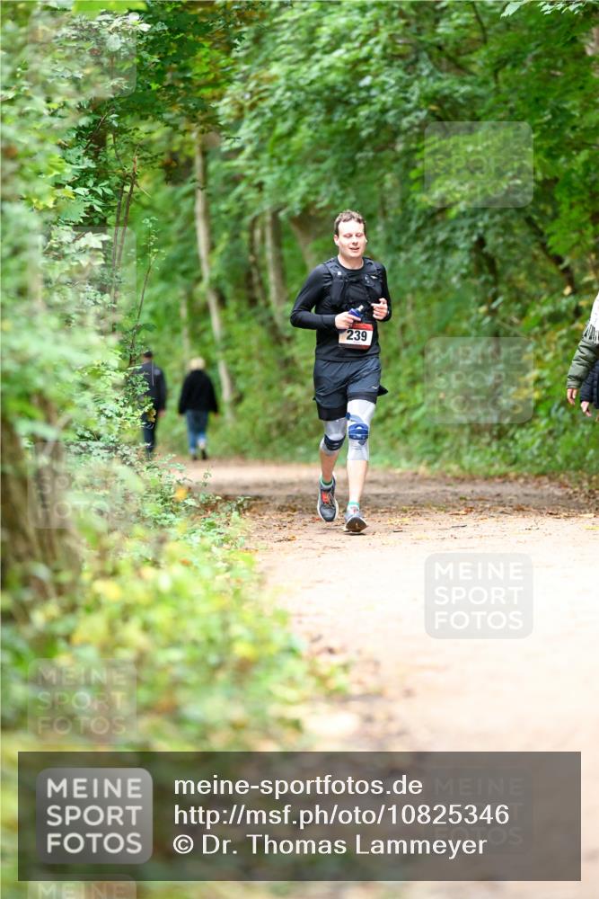 11.10.2026 - Bramfelder Halbmarathon 2026 Dr. Thomas Lammeyer http://msf.ph/oto/10825346 11.10.2026 10:49:16 Laufen 239 meine-sportfotos.de