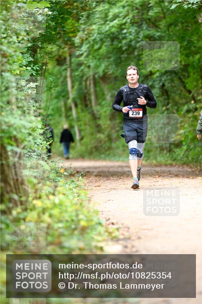 11.10.2026 - Bramfelder Halbmarathon 2026 Dr. Thomas Lammeyer http://msf.ph/oto/10825354 11.10.2026 10:49:17 Laufen 239 meine-sportfotos.de