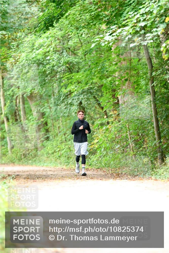 11.10.2026 - Bramfelder Halbmarathon 2026 Dr. Thomas Lammeyer http://msf.ph/oto/10825374 11.10.2026 10:49:38 Laufen  meine-sportfotos.de
