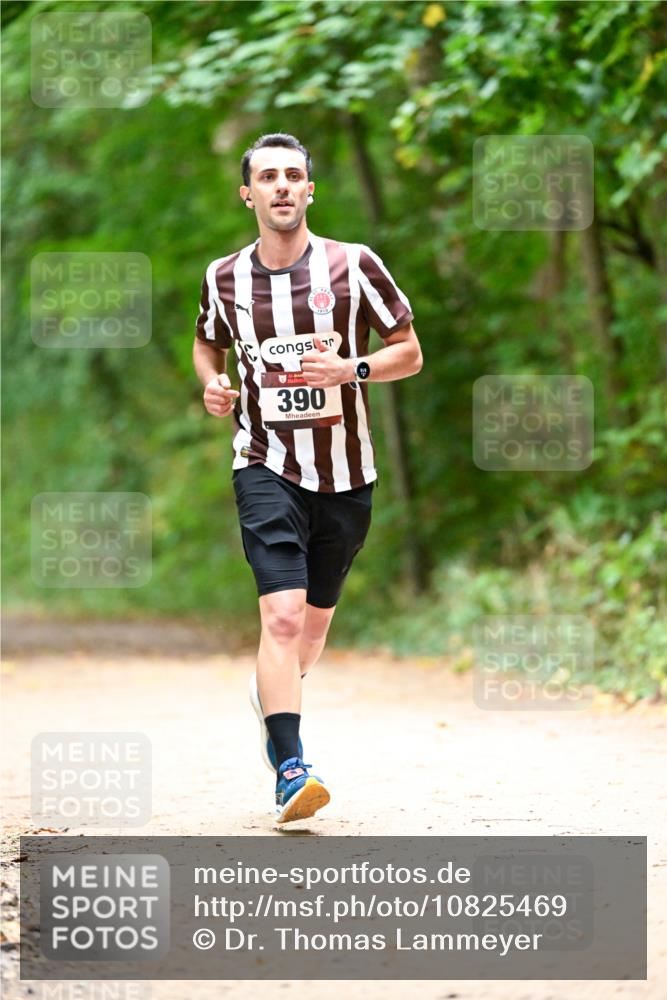 11.10.2026 - Bramfelder Halbmarathon 2026 Dr. Thomas Lammeyer http://msf.ph/oto/10825469 11.10.2026 10:50:08 Laufen 1910, 390 meine-sportfotos.de