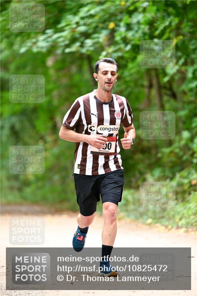 11.10.2026 - Bramfelder Halbmarathon 2026 Dr. Thomas Lammeyer http://msf.ph/oto/10825472 11.10.2026 10:50:08 Laufen 30 meine-sportfotos.de