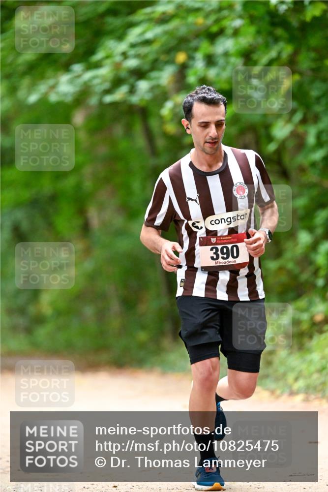 11.10.2026 - Bramfelder Halbmarathon 2026 Dr. Thomas Lammeyer http://msf.ph/oto/10825475 11.10.2026 10:50:08 Laufen 35, 390 meine-sportfotos.de