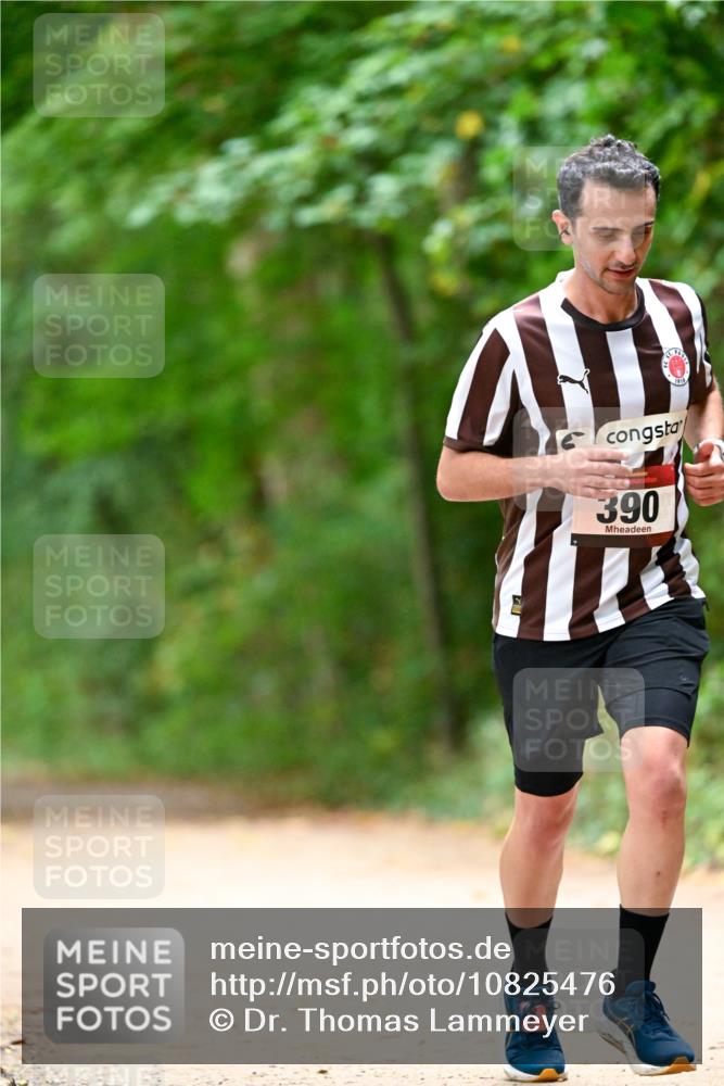 11.10.2026 - Bramfelder Halbmarathon 2026 Dr. Thomas Lammeyer http://msf.ph/oto/10825476 11.10.2026 10:50:09 Laufen 390 meine-sportfotos.de