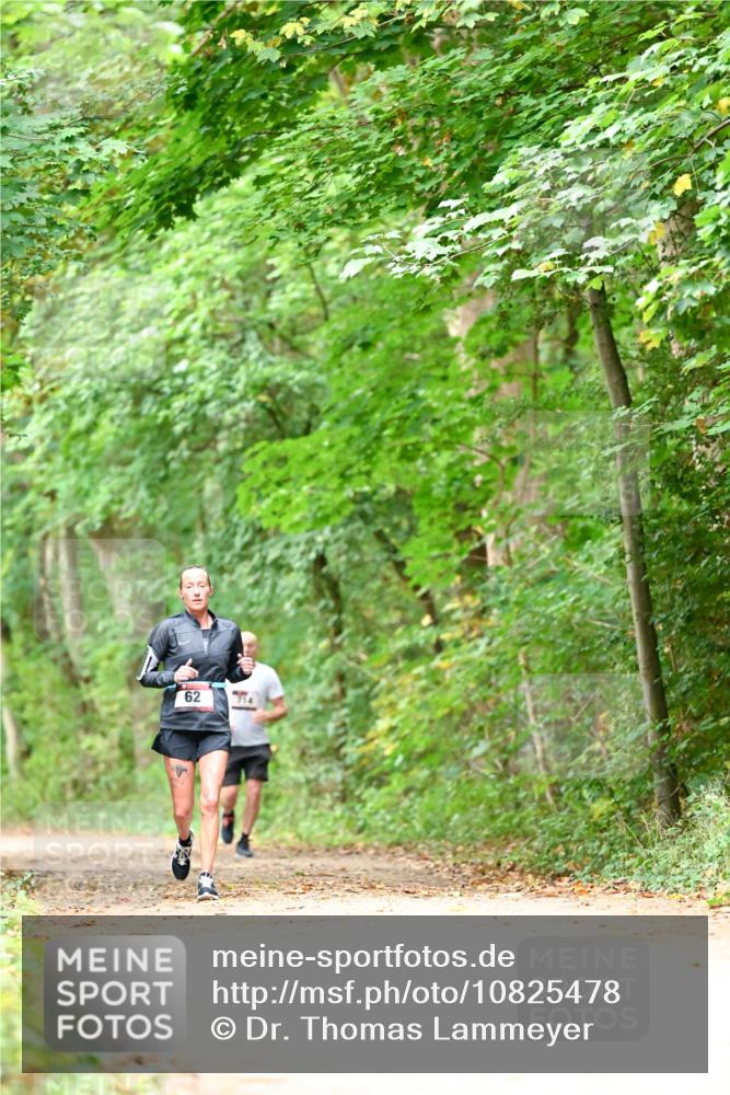 11.10.2026 - Bramfelder Halbmarathon 2026 Dr. Thomas Lammeyer http://msf.ph/oto/10825478 11.10.2026 10:50:12 Laufen 62 meine-sportfotos.de