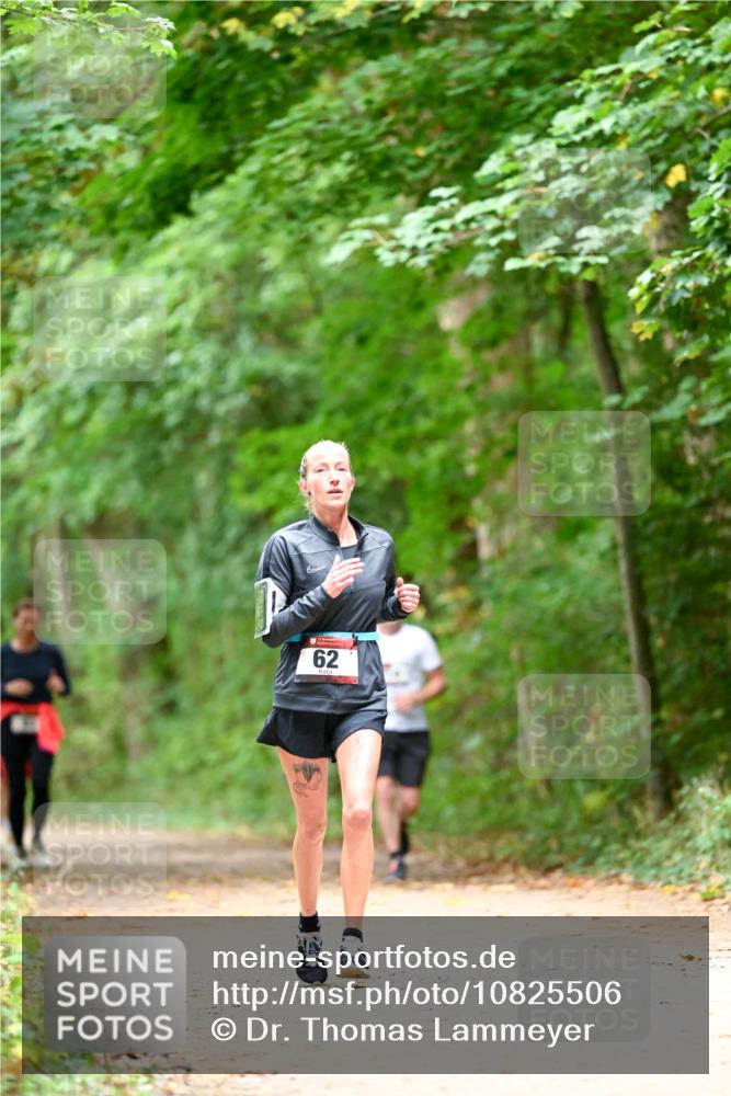 11.10.2026 - Bramfelder Halbmarathon 2026 Dr. Thomas Lammeyer http://msf.ph/oto/10825506 11.10.2026 10:50:16 Laufen 62 meine-sportfotos.de