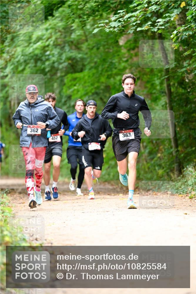 11.10.2026 - Bramfelder Halbmarathon 2026 Dr. Thomas Lammeyer http://msf.ph/oto/10825584 11.10.2026 10:50:37 Laufen 362, 452, 605, 363 meine-sportfotos.de