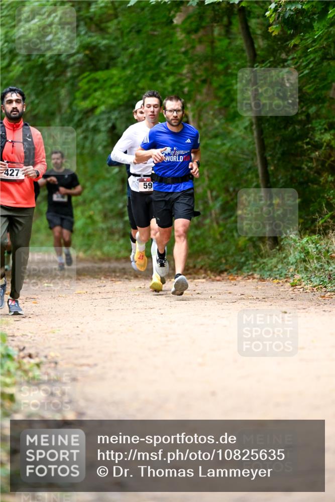 11.10.2026 - Bramfelder Halbmarathon 2026 Dr. Thomas Lammeyer http://msf.ph/oto/10825635 11.10.2026 10:50:47 Laufen 427, 59 meine-sportfotos.de