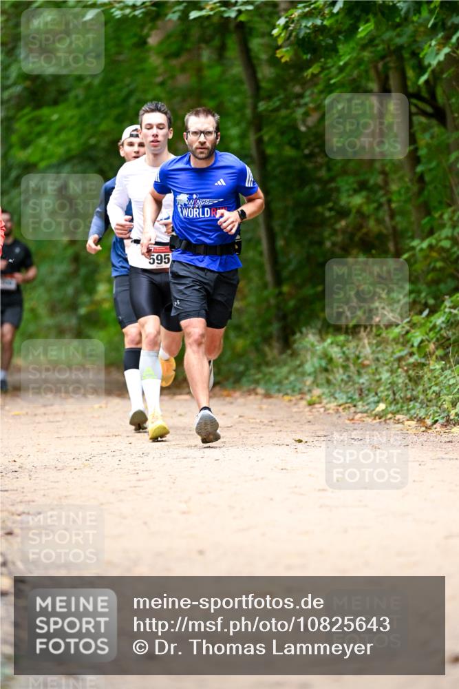 11.10.2026 - Bramfelder Halbmarathon 2026 Dr. Thomas Lammeyer http://msf.ph/oto/10825643 11.10.2026 10:50:48 Laufen 595 meine-sportfotos.de