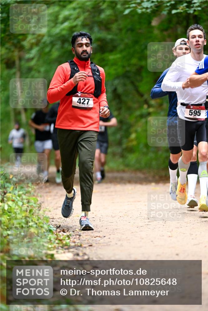 11.10.2026 - Bramfelder Halbmarathon 2026 Dr. Thomas Lammeyer http://msf.ph/oto/10825648 11.10.2026 10:50:49 Laufen 427, 595 meine-sportfotos.de