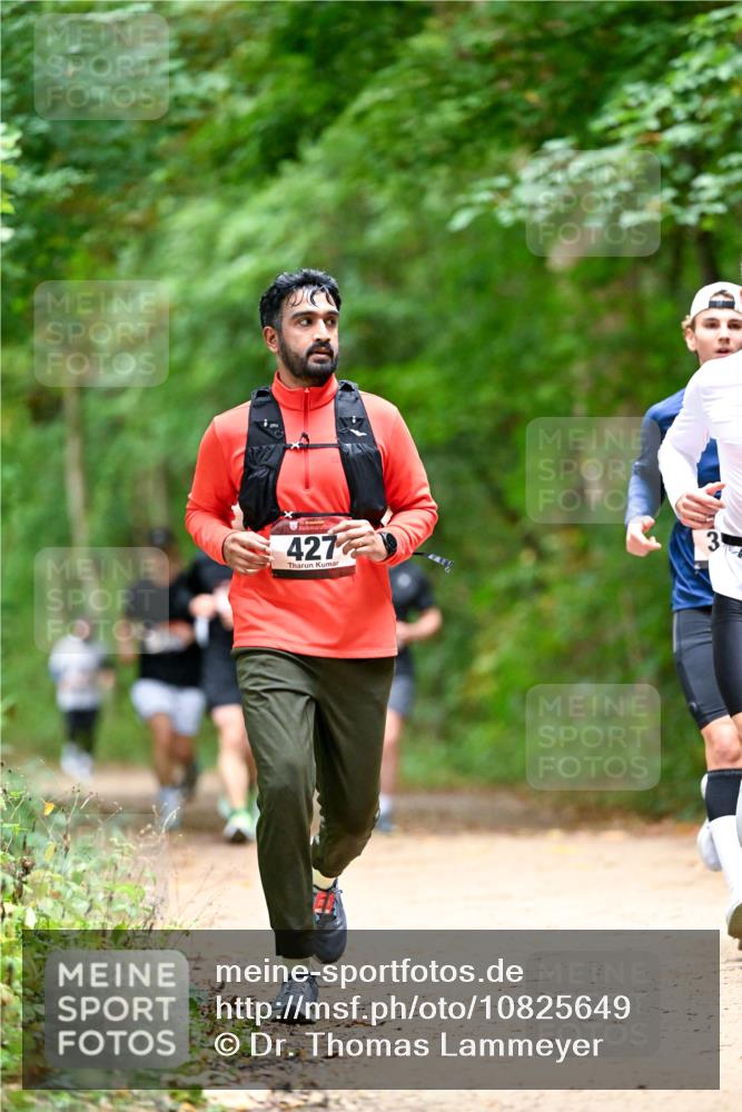 11.10.2026 - Bramfelder Halbmarathon 2026 Dr. Thomas Lammeyer http://msf.ph/oto/10825649 11.10.2026 10:50:50 Laufen 427, 3 meine-sportfotos.de