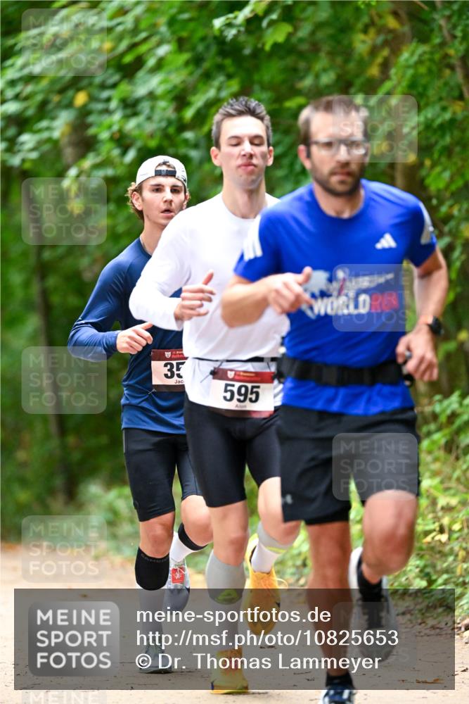 11.10.2026 - Bramfelder Halbmarathon 2026 Dr. Thomas Lammeyer http://msf.ph/oto/10825653 11.10.2026 10:50:51 Laufen 35, 595 meine-sportfotos.de