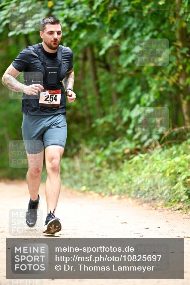 11.10.2026 - Bramfelder Halbmarathon 2026 Dr. Thomas Lammeyer http://msf.ph/oto/10825697 11.10.2026 10:51:01 Laufen 34, 254 meine-sportfotos.de