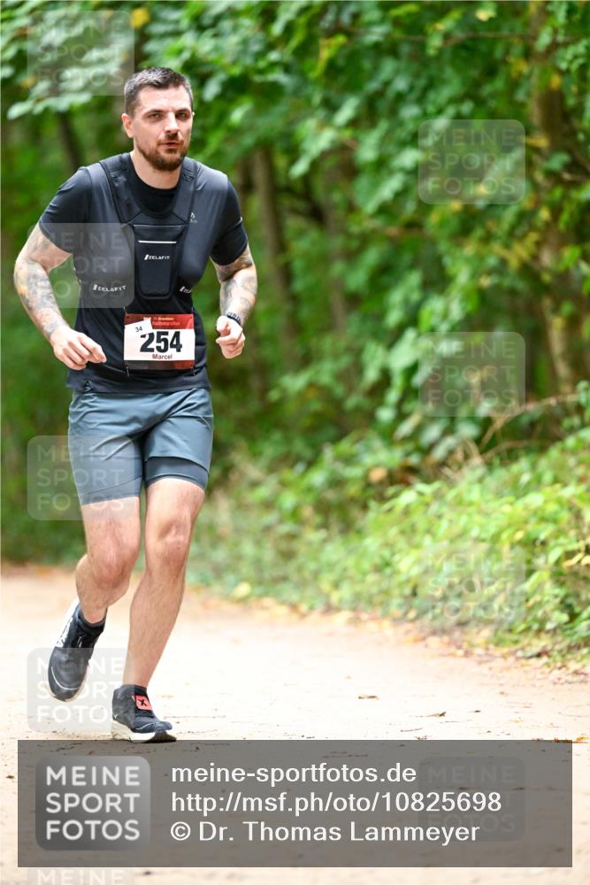 11.10.2026 - Bramfelder Halbmarathon 2026 Dr. Thomas Lammeyer http://msf.ph/oto/10825698 11.10.2026 10:51:01 Laufen 34, 254 meine-sportfotos.de
