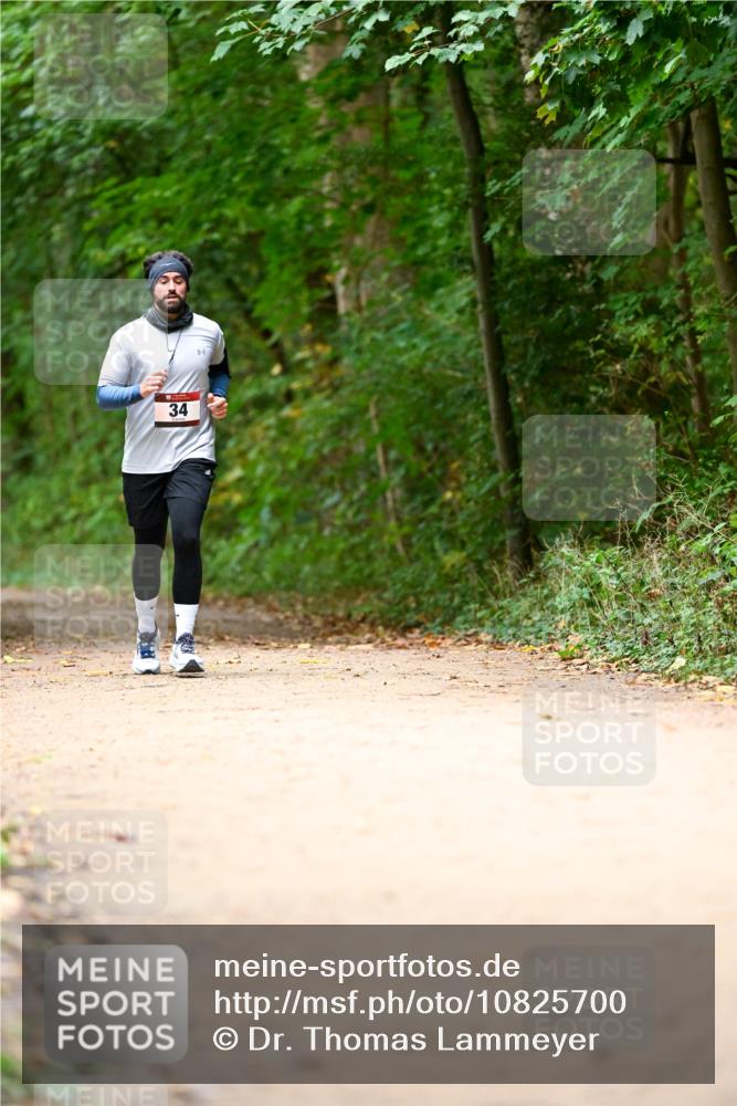 11.10.2026 - Bramfelder Halbmarathon 2026 Dr. Thomas Lammeyer http://msf.ph/oto/10825700 11.10.2026 10:51:03 Laufen 34 meine-sportfotos.de