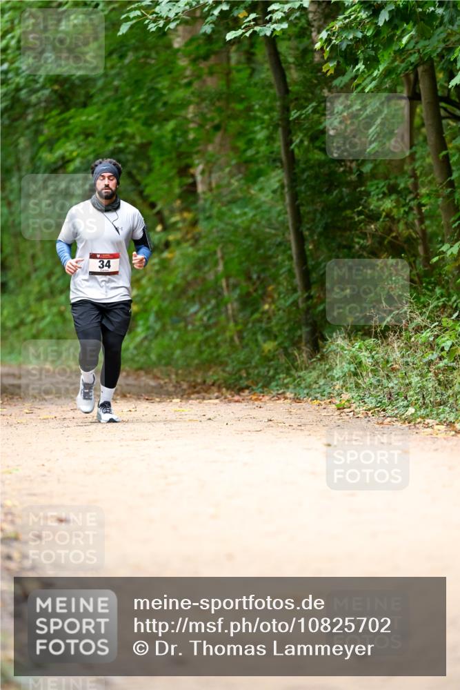 11.10.2026 - Bramfelder Halbmarathon 2026 Dr. Thomas Lammeyer http://msf.ph/oto/10825702 11.10.2026 10:51:03 Laufen 34 meine-sportfotos.de