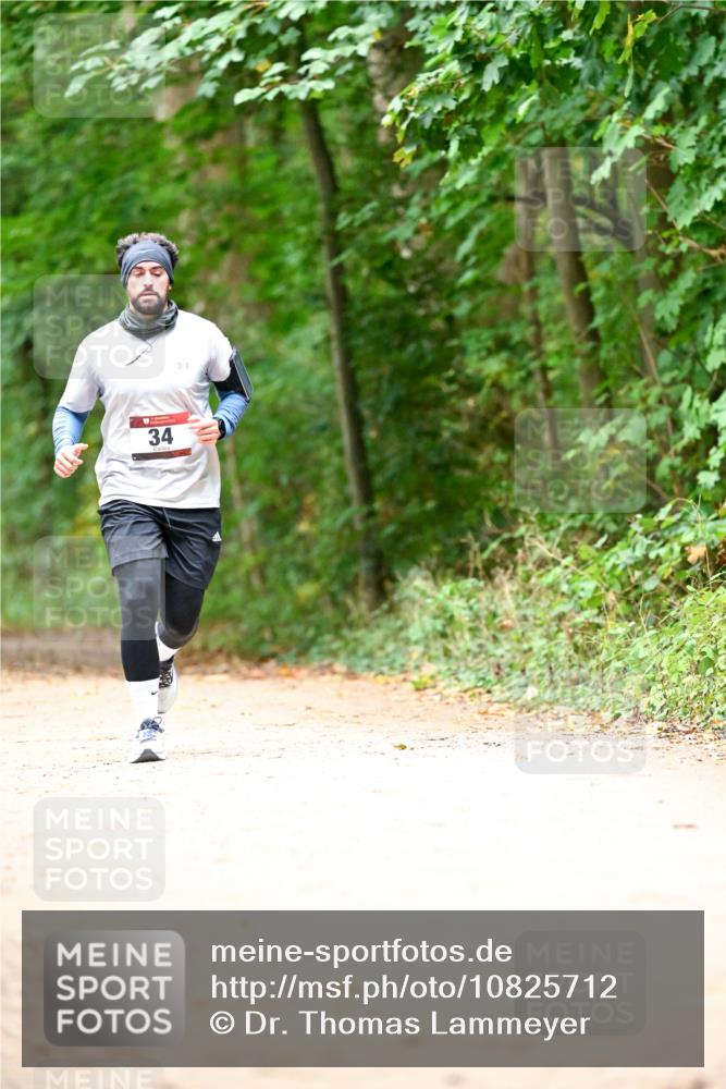 11.10.2026 - Bramfelder Halbmarathon 2026 Dr. Thomas Lammeyer http://msf.ph/oto/10825712 11.10.2026 10:51:05 Laufen 34 meine-sportfotos.de