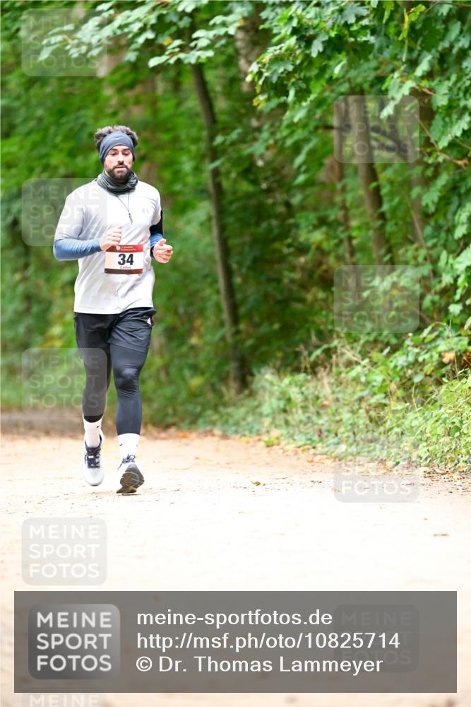 11.10.2026 - Bramfelder Halbmarathon 2026 Dr. Thomas Lammeyer http://msf.ph/oto/10825714 11.10.2026 10:51:05 Laufen 34 meine-sportfotos.de
