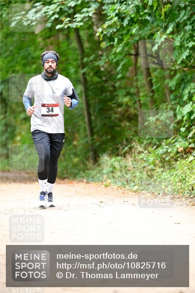 11.10.2026 - Bramfelder Halbmarathon 2026 Dr. Thomas Lammeyer http://msf.ph/oto/10825716 11.10.2026 10:51:05 Laufen 34 meine-sportfotos.de