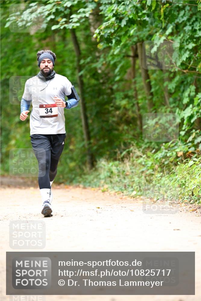 11.10.2026 - Bramfelder Halbmarathon 2026 Dr. Thomas Lammeyer http://msf.ph/oto/10825717 11.10.2026 10:51:05 Laufen 34 meine-sportfotos.de