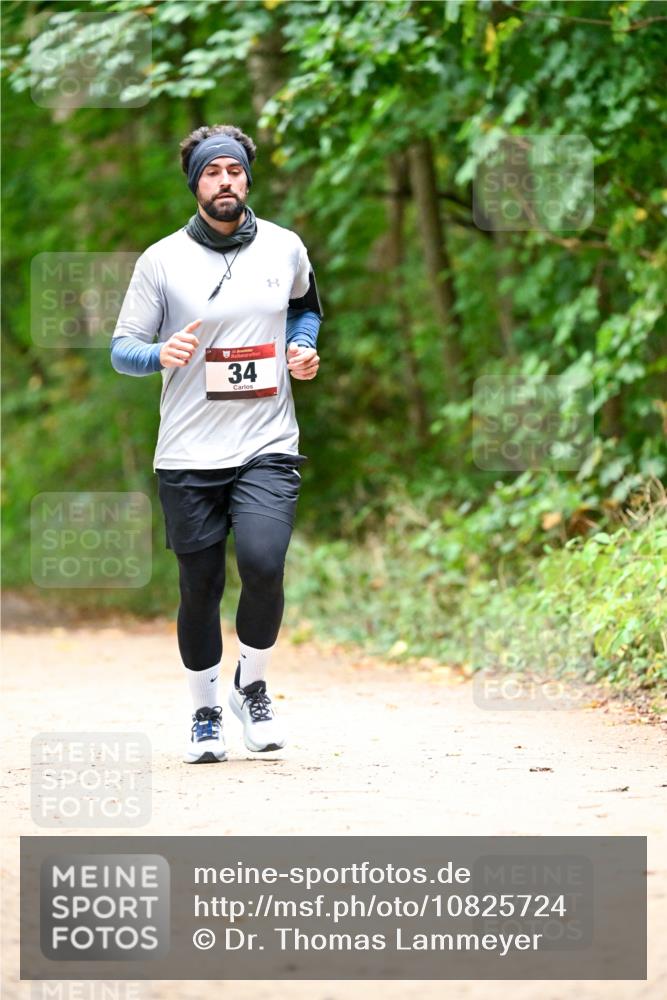 11.10.2026 - Bramfelder Halbmarathon 2026 Dr. Thomas Lammeyer http://msf.ph/oto/10825724 11.10.2026 10:51:06 Laufen 34 meine-sportfotos.de