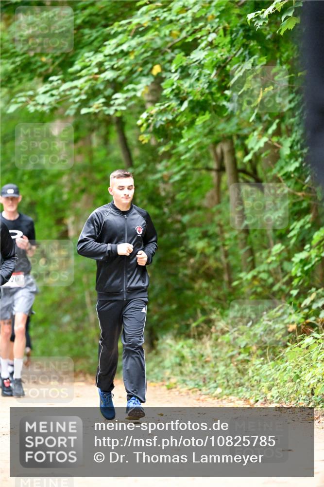 11.10.2026 - Bramfelder Halbmarathon 2026 Dr. Thomas Lammeyer http://msf.ph/oto/10825785 11.10.2026 10:51:34 Laufen 20 meine-sportfotos.de