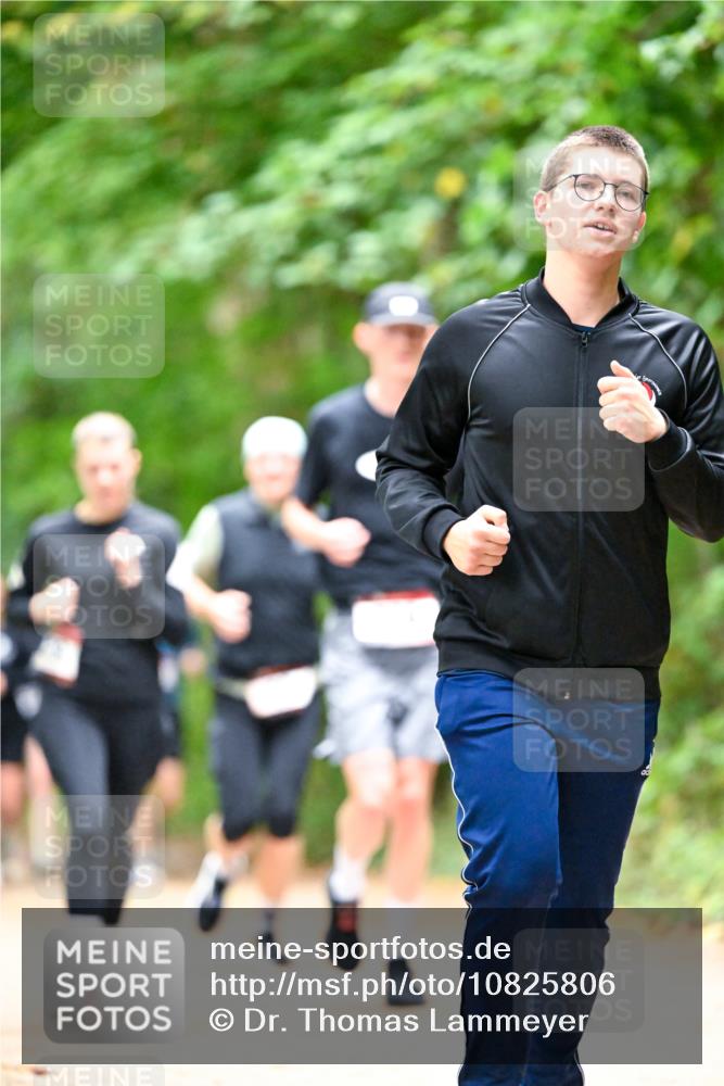 11.10.2026 - Bramfelder Halbmarathon 2026 Dr. Thomas Lammeyer http://msf.ph/oto/10825806 11.10.2026 10:51:37 Laufen  meine-sportfotos.de