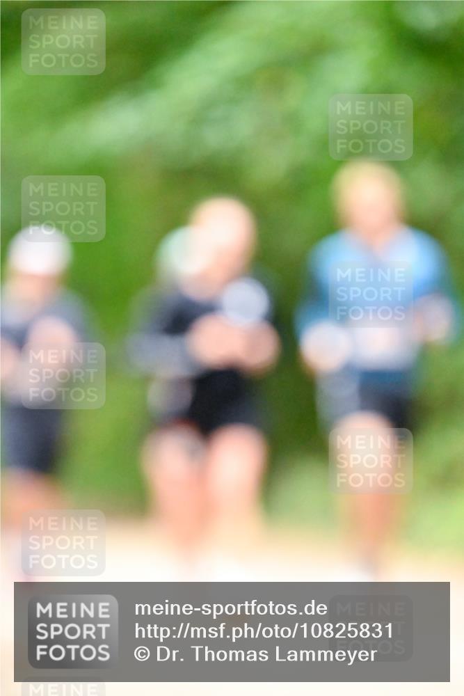 11.10.2026 - Bramfelder Halbmarathon 2026 Dr. Thomas Lammeyer http://msf.ph/oto/10825831 11.10.2026 10:51:42 Laufen  meine-sportfotos.de