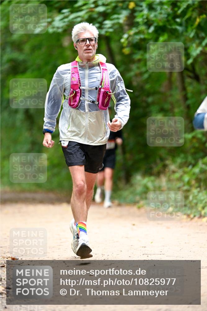11.10.2026 - Bramfelder Halbmarathon 2026 Dr. Thomas Lammeyer http://msf.ph/oto/10825977 11.10.2026 10:52:31 Laufen 261 meine-sportfotos.de