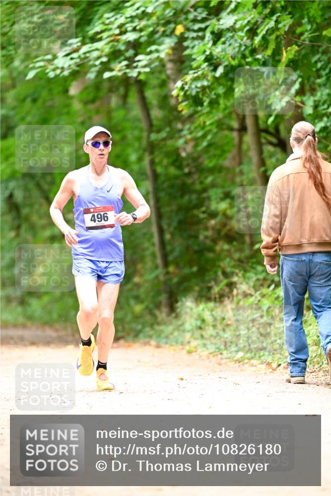 11.10.2026 - Bramfelder Halbmarathon 2026 Dr. Thomas Lammeyer http://msf.ph/oto/10826180 11.10.2026 10:53:58 Laufen 496 meine-sportfotos.de