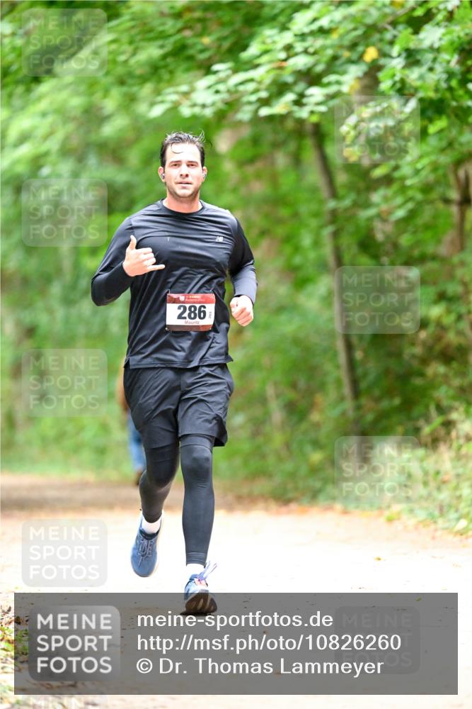 11.10.2026 - Bramfelder Halbmarathon 2026 Dr. Thomas Lammeyer http://msf.ph/oto/10826260 11.10.2026 10:54:18 Laufen 286 meine-sportfotos.de