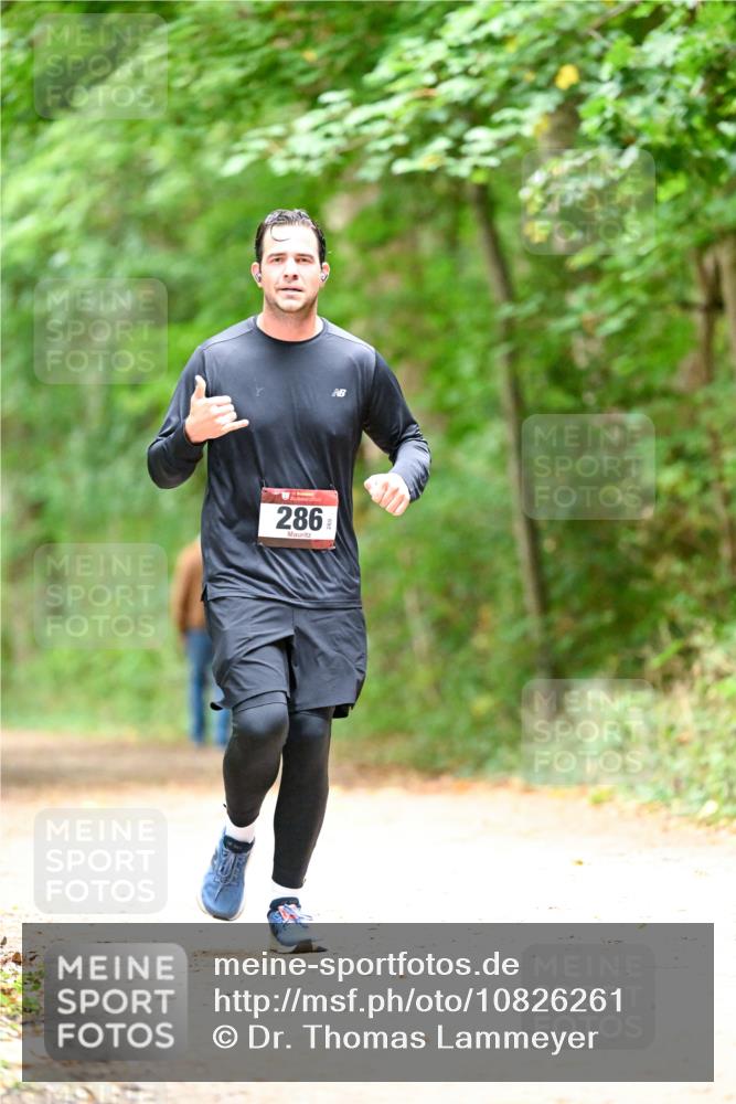 11.10.2026 - Bramfelder Halbmarathon 2026 Dr. Thomas Lammeyer http://msf.ph/oto/10826261 11.10.2026 10:54:19 Laufen 286 meine-sportfotos.de