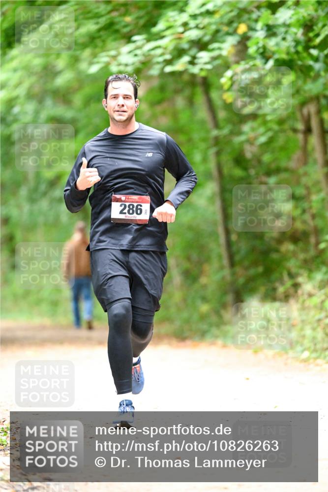 11.10.2026 - Bramfelder Halbmarathon 2026 Dr. Thomas Lammeyer http://msf.ph/oto/10826263 11.10.2026 10:54:19 Laufen 286 meine-sportfotos.de