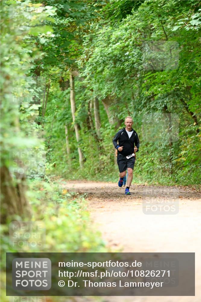 11.10.2026 - Bramfelder Halbmarathon 2026 Dr. Thomas Lammeyer http://msf.ph/oto/10826271 11.10.2026 10:54:27 Laufen 371 meine-sportfotos.de