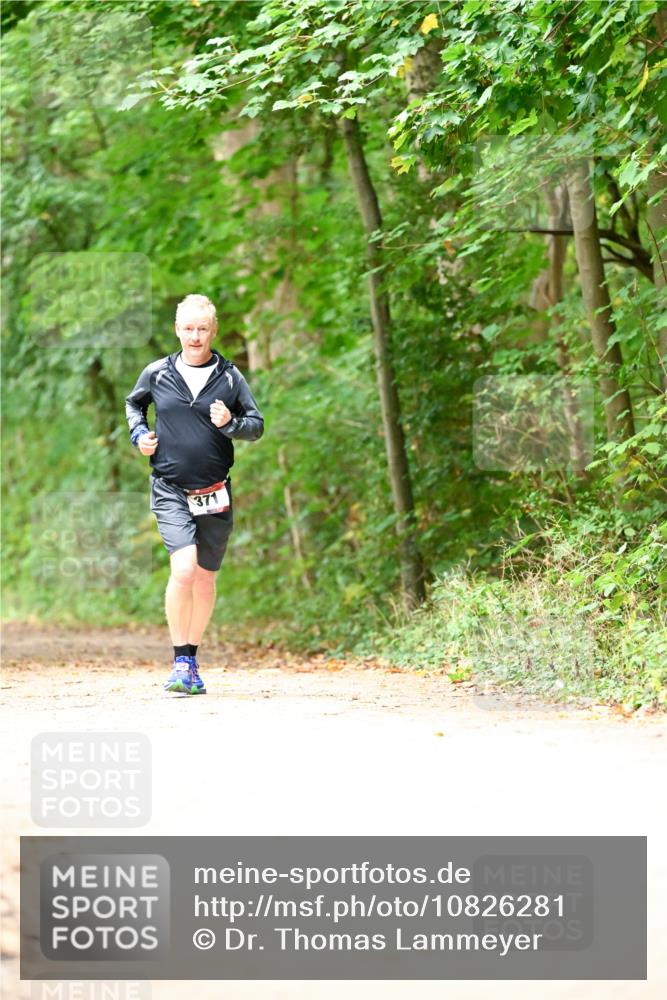 11.10.2026 - Bramfelder Halbmarathon 2026 Dr. Thomas Lammeyer http://msf.ph/oto/10826281 11.10.2026 10:54:31 Laufen 371 meine-sportfotos.de