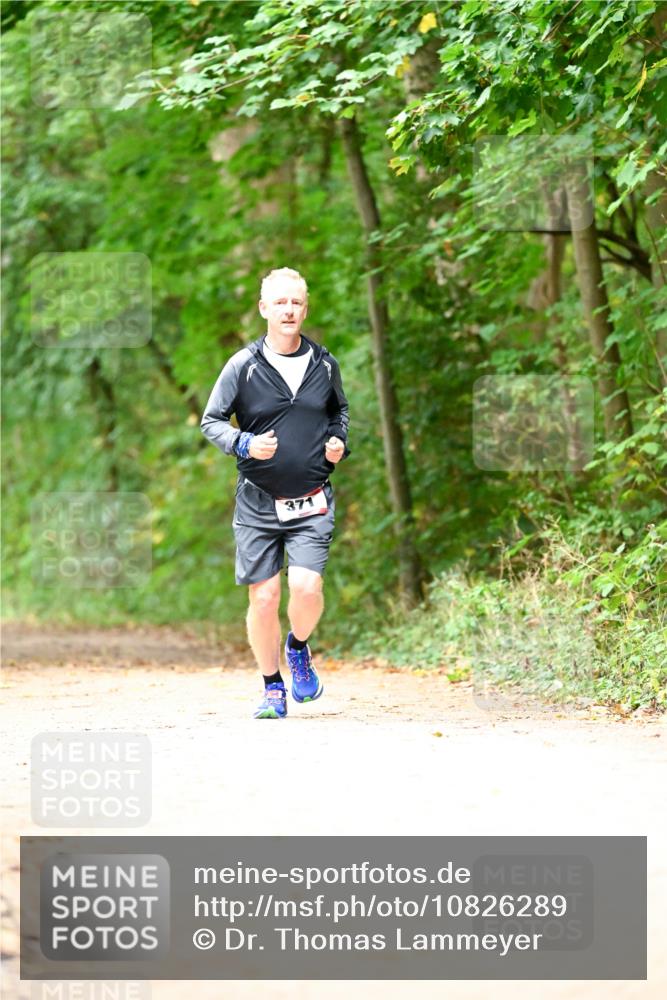 11.10.2026 - Bramfelder Halbmarathon 2026 Dr. Thomas Lammeyer http://msf.ph/oto/10826289 11.10.2026 10:54:32 Laufen 371 meine-sportfotos.de
