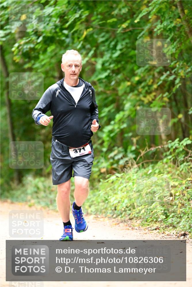 11.10.2026 - Bramfelder Halbmarathon 2026 Dr. Thomas Lammeyer http://msf.ph/oto/10826306 11.10.2026 10:54:34 Laufen 371 meine-sportfotos.de