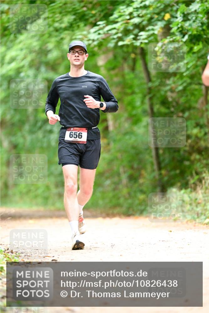 11.10.2026 - Bramfelder Halbmarathon 2026 Dr. Thomas Lammeyer http://msf.ph/oto/10826438 11.10.2026 10:55:59 Laufen 656 meine-sportfotos.de