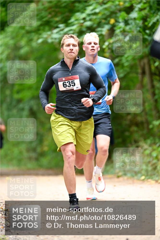11.10.2026 - Bramfelder Halbmarathon 2026 Dr. Thomas Lammeyer http://msf.ph/oto/10826489 11.10.2026 10:56:26 Laufen 635, 98 meine-sportfotos.de