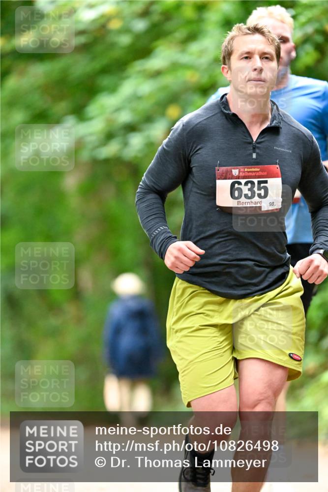 11.10.2026 - Bramfelder Halbmarathon 2026 Dr. Thomas Lammeyer http://msf.ph/oto/10826498 11.10.2026 10:56:27 Laufen 35, 635, 98 meine-sportfotos.de