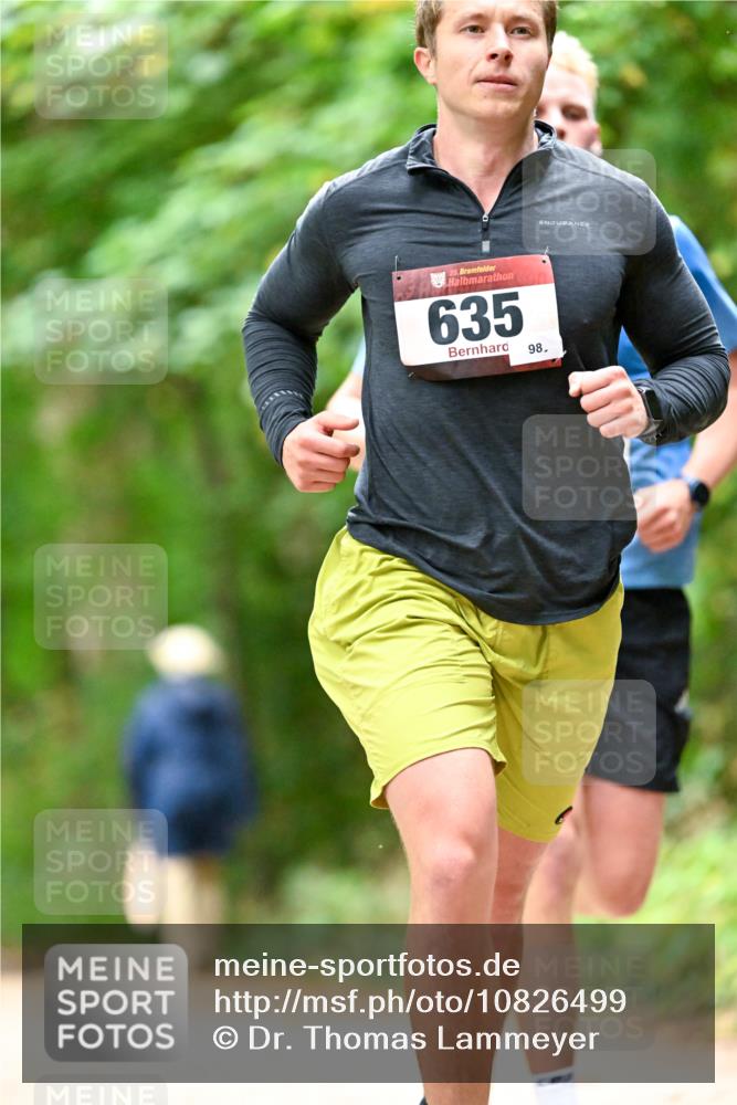 11.10.2026 - Bramfelder Halbmarathon 2026 Dr. Thomas Lammeyer http://msf.ph/oto/10826499 11.10.2026 10:56:28 Laufen 35, 635, 98 meine-sportfotos.de