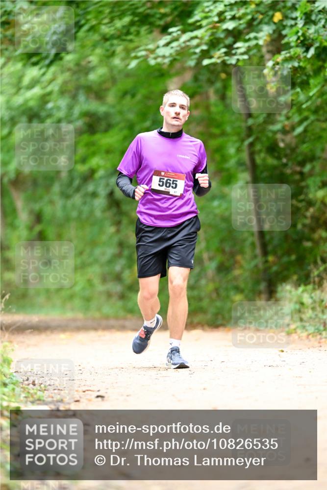 11.10.2026 - Bramfelder Halbmarathon 2026 Dr. Thomas Lammeyer http://msf.ph/oto/10826535 11.10.2026 10:57:01 Laufen 565 meine-sportfotos.de
