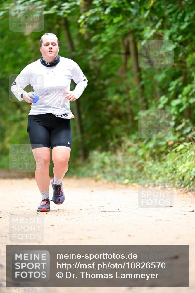 11.10.2026 - Bramfelder Halbmarathon 2026 Dr. Thomas Lammeyer http://msf.ph/oto/10826570 11.10.2026 10:57:23 Laufen  meine-sportfotos.de