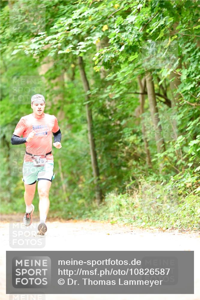 11.10.2026 - Bramfelder Halbmarathon 2026 Dr. Thomas Lammeyer http://msf.ph/oto/10826587 11.10.2026 10:57:29 Laufen 576 meine-sportfotos.de