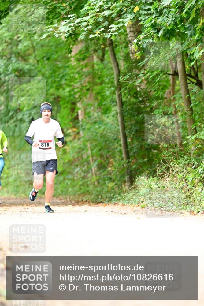 11.10.2026 - Bramfelder Halbmarathon 2026 Dr. Thomas Lammeyer http://msf.ph/oto/10826616 11.10.2026 10:57:48 Laufen 816 meine-sportfotos.de