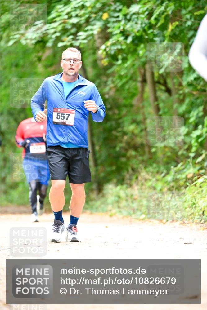 11.10.2026 - Bramfelder Halbmarathon 2026 Dr. Thomas Lammeyer http://msf.ph/oto/10826679 11.10.2026 10:58:02 Laufen 45, 557 meine-sportfotos.de
