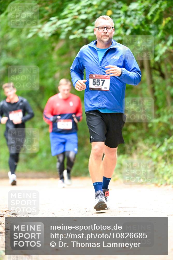 11.10.2026 - Bramfelder Halbmarathon 2026 Dr. Thomas Lammeyer http://msf.ph/oto/10826685 11.10.2026 10:58:02 Laufen 557, 254 meine-sportfotos.de