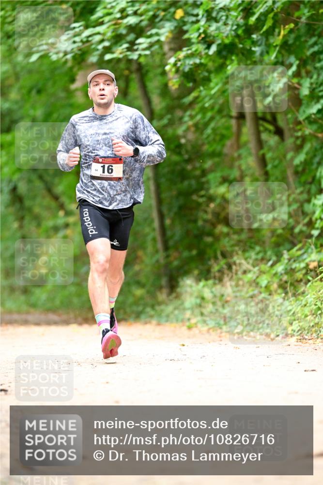 11.10.2026 - Bramfelder Halbmarathon 2026 Dr. Thomas Lammeyer http://msf.ph/oto/10826716 11.10.2026 10:58:10 Laufen 16 meine-sportfotos.de