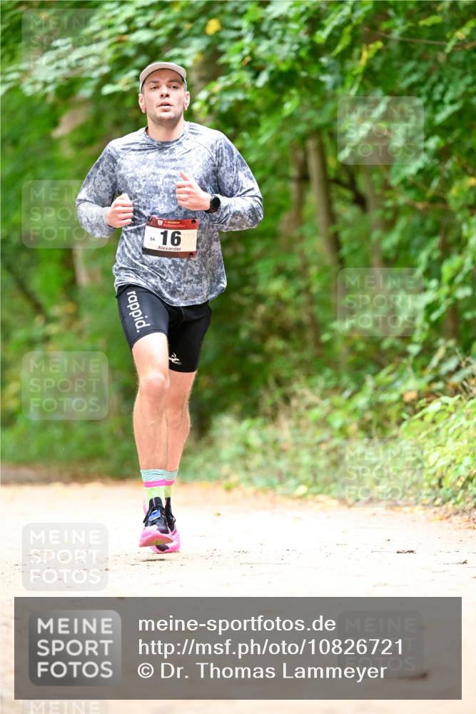 11.10.2026 - Bramfelder Halbmarathon 2026 Dr. Thomas Lammeyer http://msf.ph/oto/10826721 11.10.2026 10:58:11 Laufen 16 meine-sportfotos.de